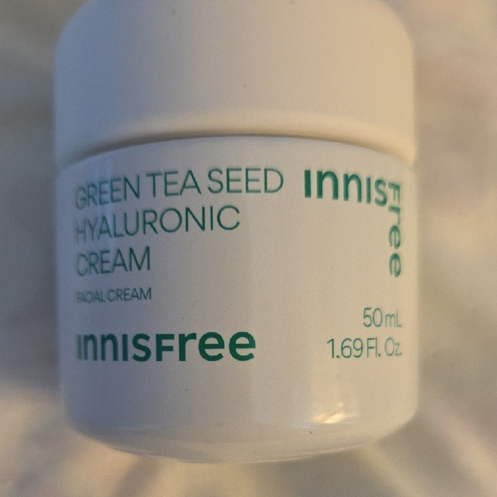 Innisfree White Moisturizer with Green Tea Seed